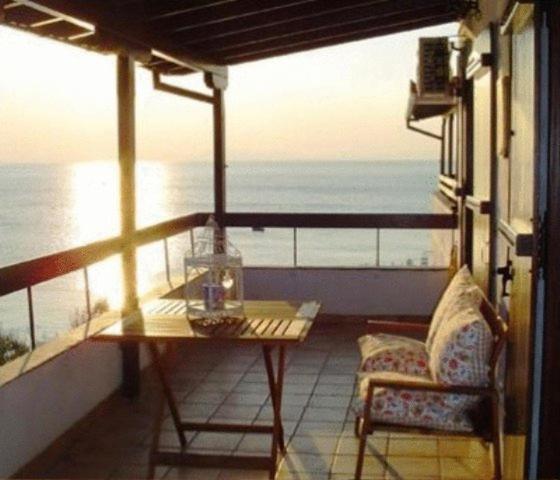 Sea Front Apartment Milina Luaran gambar